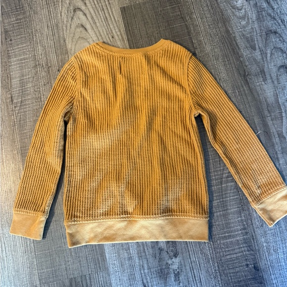 Old Navy 5T Waffle Knit Pocket Long Sleeve Shirt Mustard - Picture 3 of 3